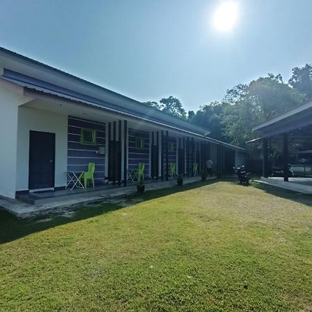 D' Surya Lavender Inn Pantai Cenang  Exterior photo